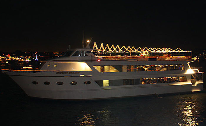 New Year’s Eve Cocktail Cruise in Newport Beach